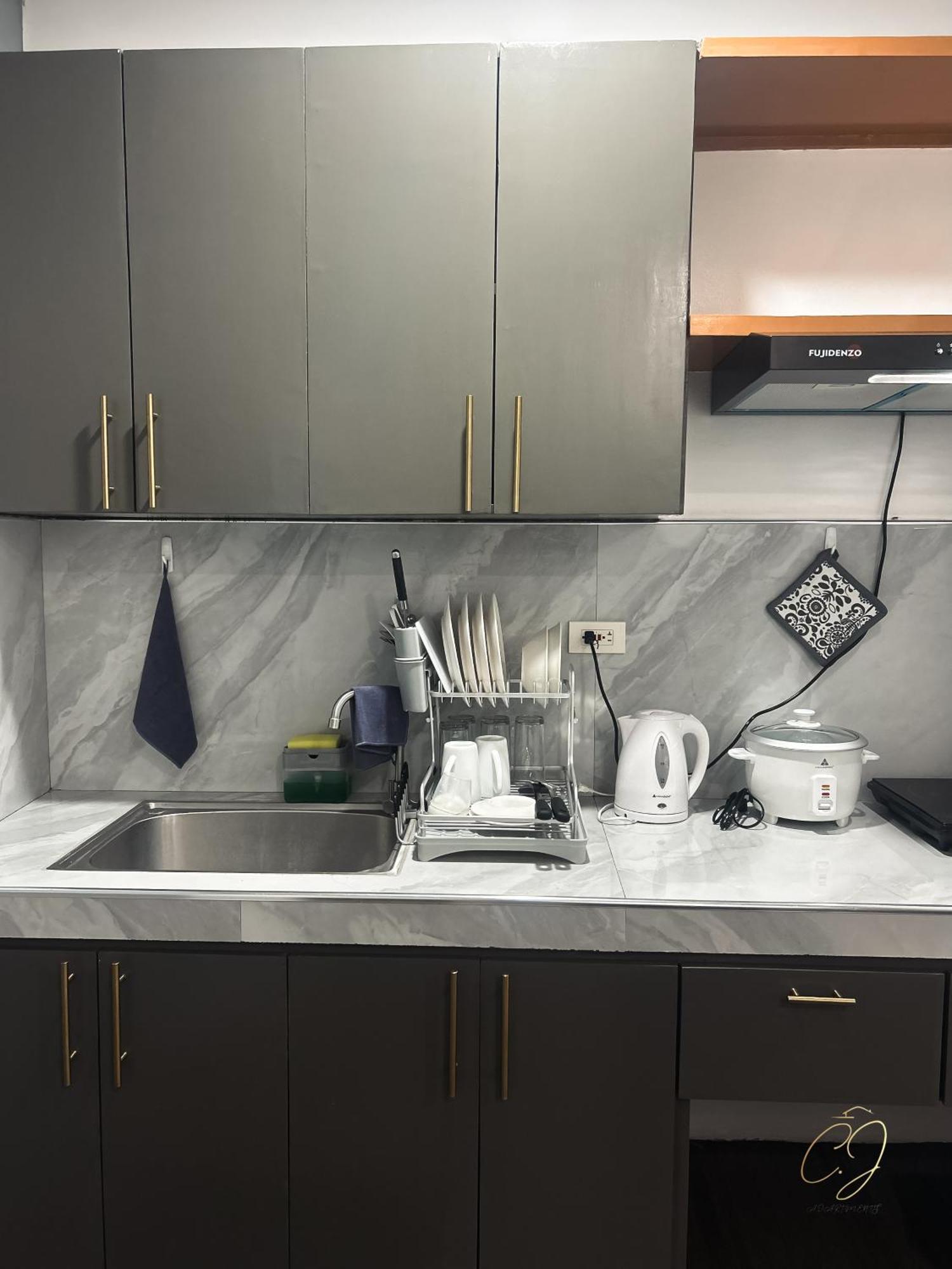 Cj Apartments اولونجابو المظهر الخارجي الصورة